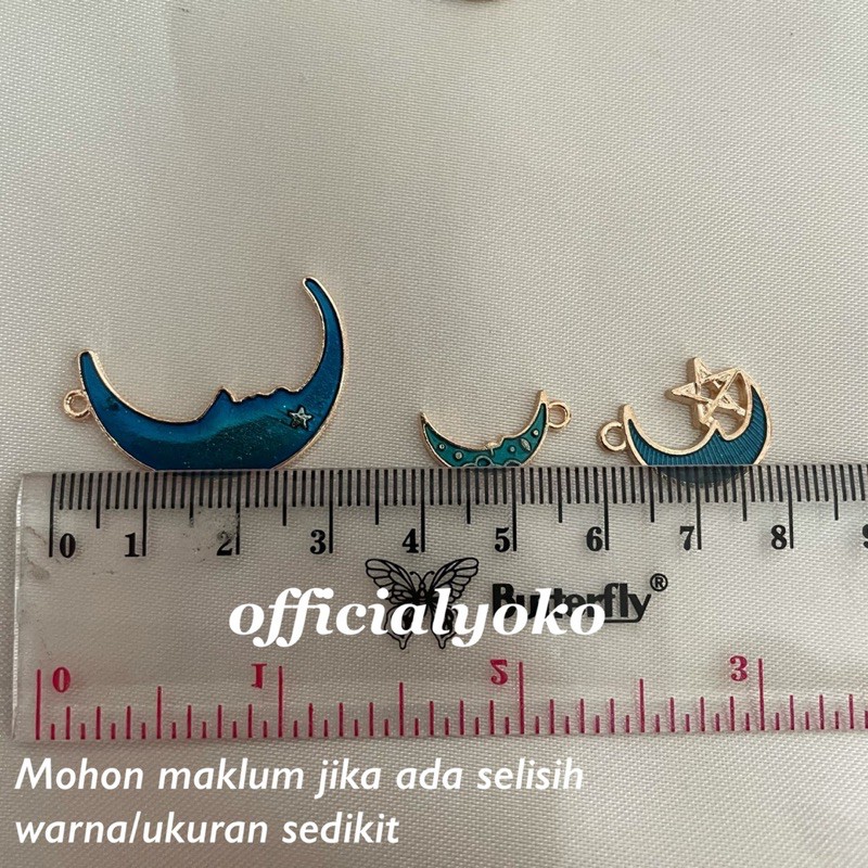 Charm Edisi Planet (ukuran di gambar)