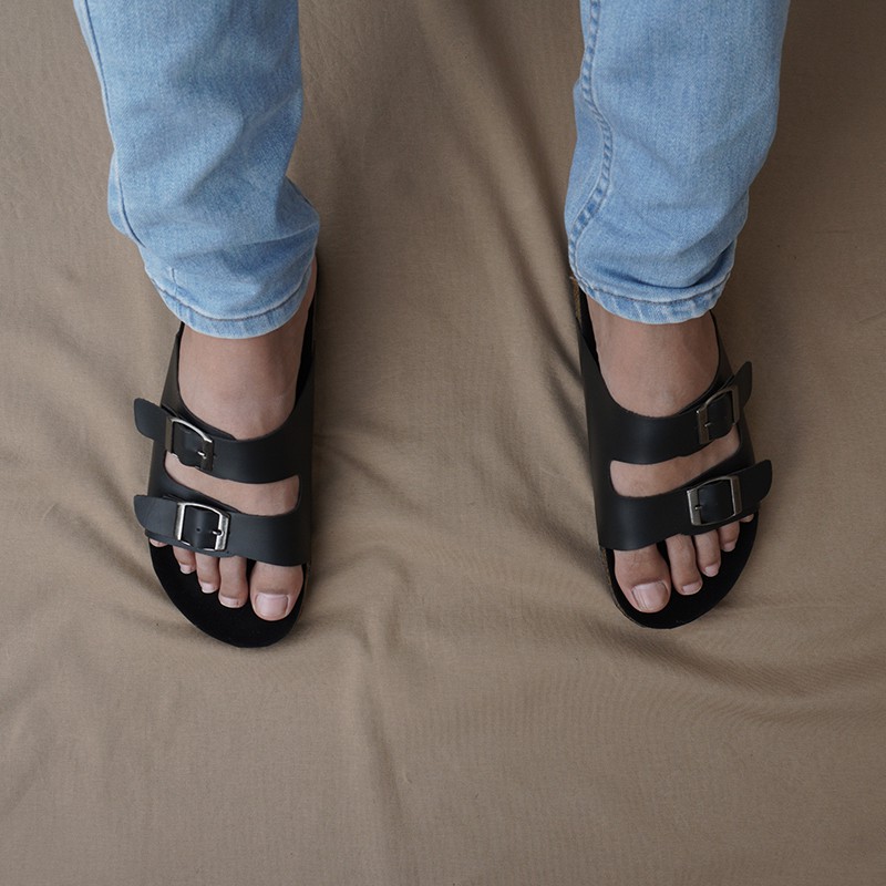 SIAP KIRIM- Sendal Pria Selop Walkers Gesper2 Hitam Sandal Slip On Sandal Slide Selop Kekinian