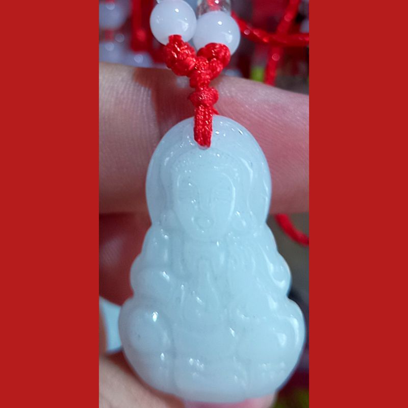 kalung liontin kwan im giok putih
