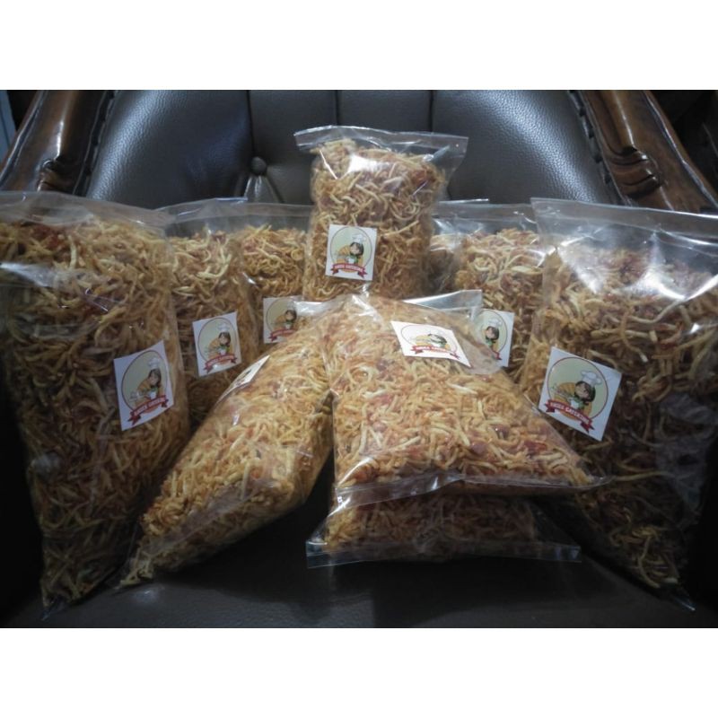 

Kering Kentang Mustofa / Kentang Pengantin 250gr (Kentang Teri Kacang)