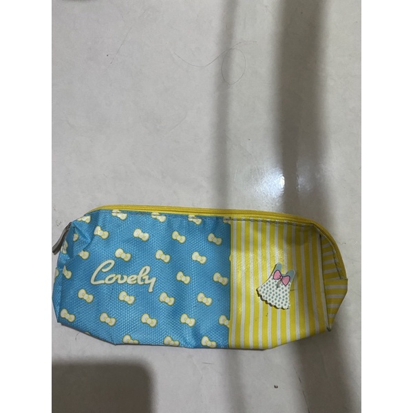 Preloved Kostak pensil anak perempuan kostak pencil case kotak tempat pensil barbie hello kitty sofia frozen princess transparant rilakuma-13