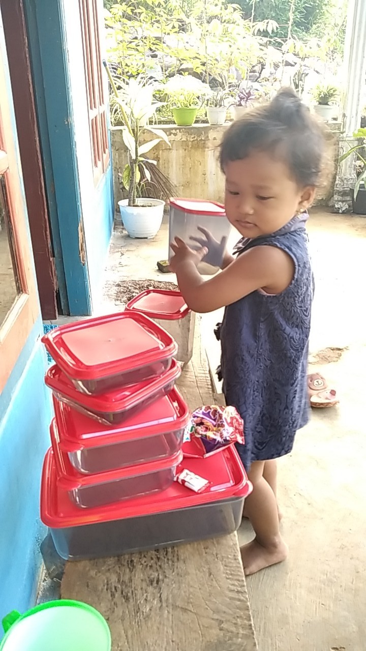 Calista Utaru 14 Pcs Toples Plastik Tempat Penyimpanan Makanan