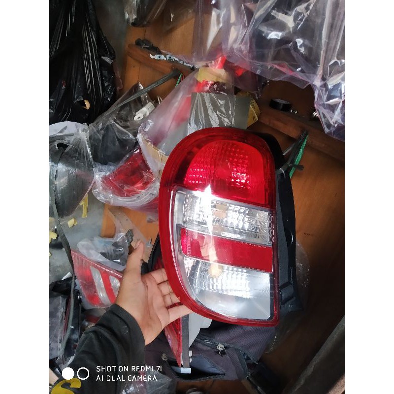 stoplamp mobil nissan march original