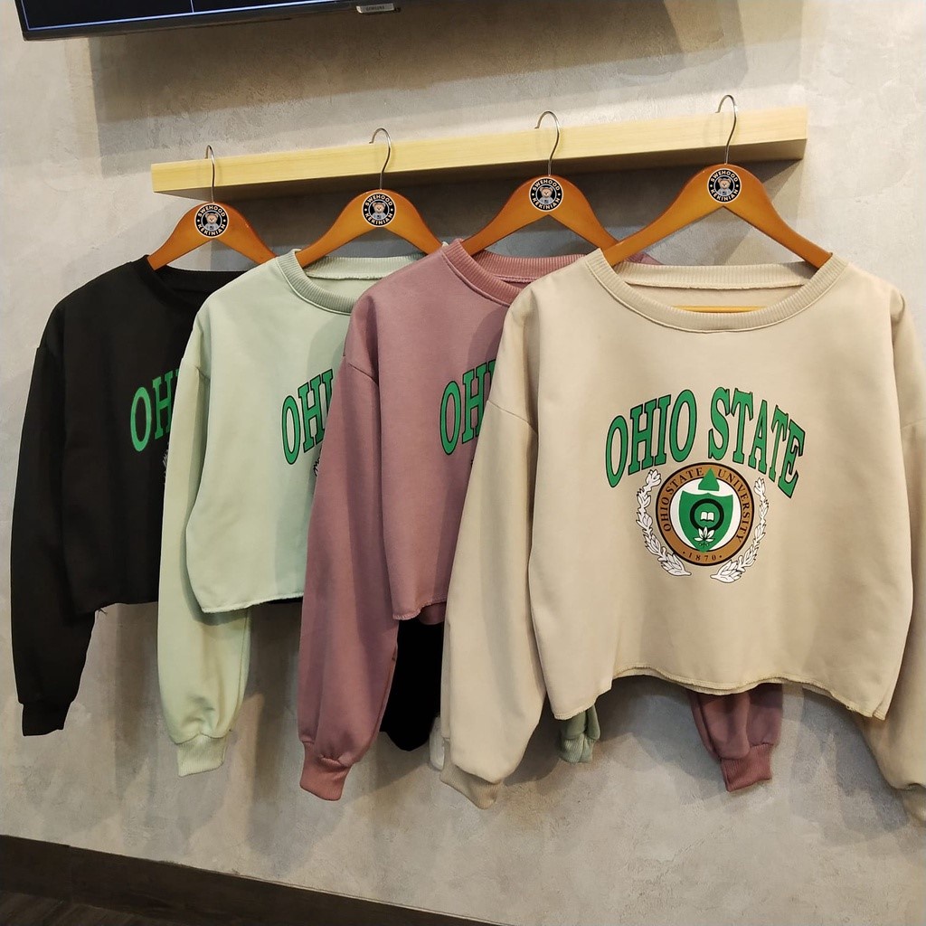 (PS) OHIO STATE Sweater Crope Ala Korea Crewneck Sweatshirt Croope Kpop Wanita Kekinian Oversize Fashion Outfit Ootd Korean Style Sweter Crewnek Switter Krop Cewe Krunek Perempuan Sweeter Crop Viral Remaja Korea Atasan Cewek Premium LD 110 PB 45 BB 45 65