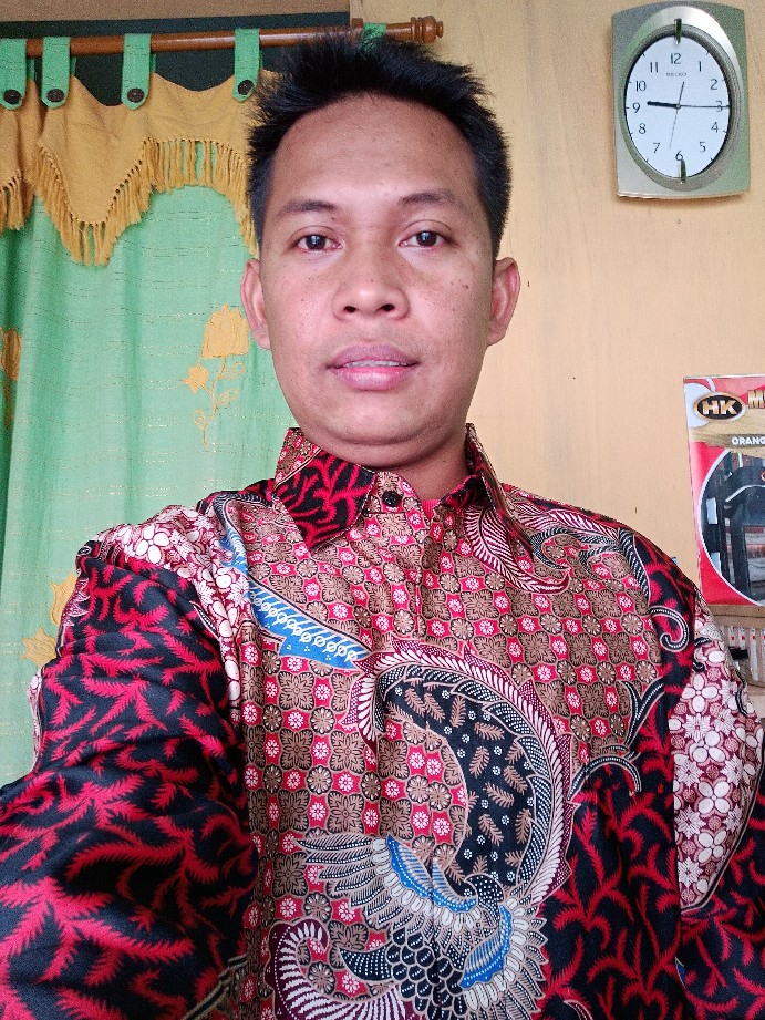 Kemeja Batik Semi Sutra Silk Lengan Panjang Istimewa