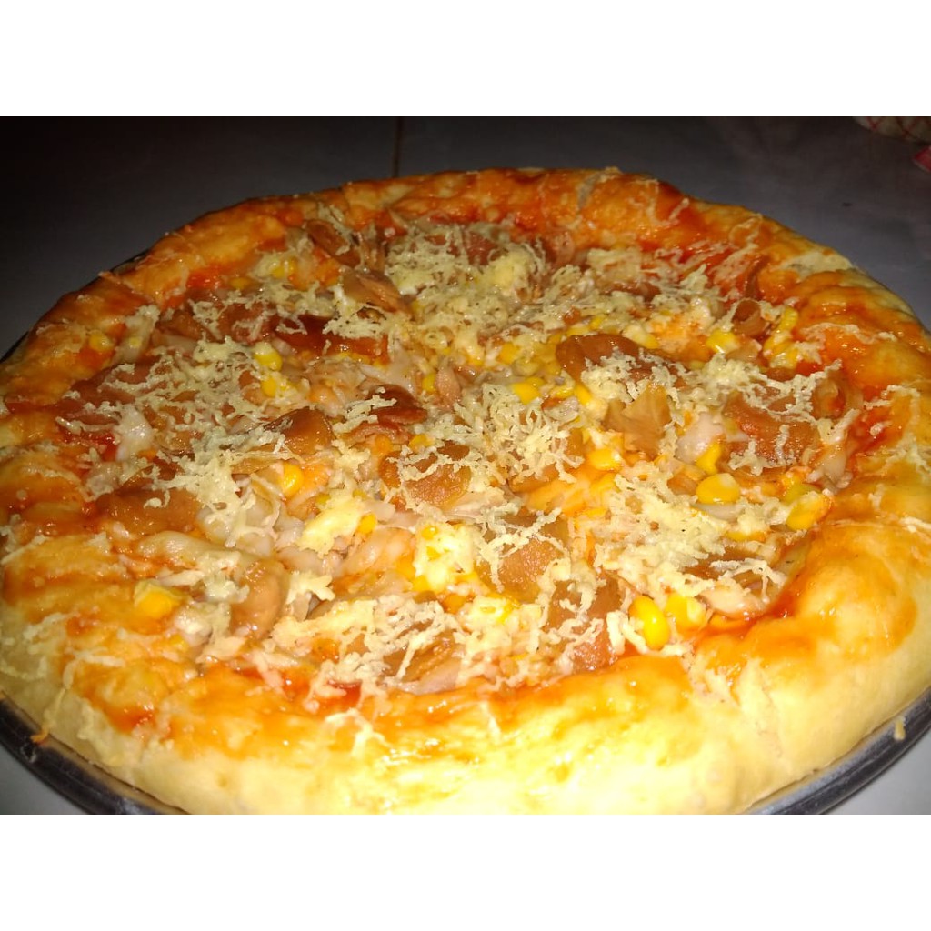 

cemilan Pizza Mr. Tan Ukuran Sedang Porsi 4-6 orang