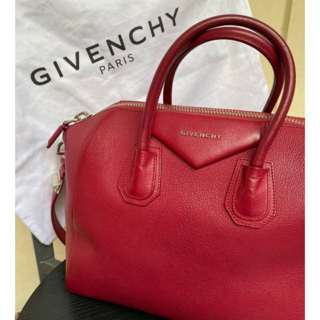 Givenchy bag medium red/Preloved