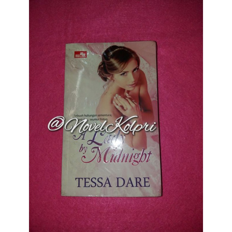 A Lady By Midnight - Tessa Dare