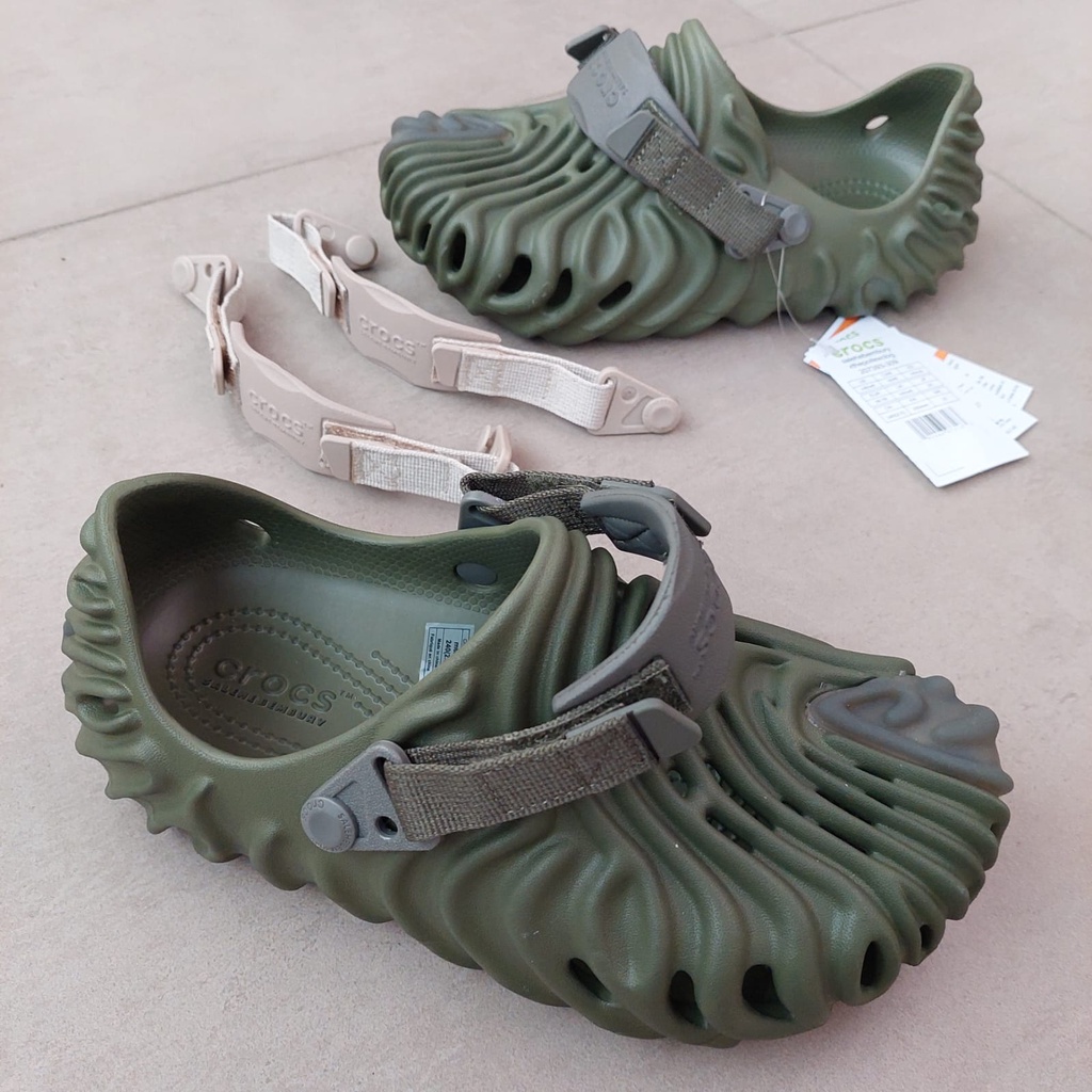 Crocs / Sepatu Sandal Crocs / Crocs Salehe Bembury POLLEX / Crocs Pria / Crocs Original / Crocs Cowo  / Sandal Crocs / Crocs POLLEX / Sepatu Sandal Pria / Crocs Clog / Sandal Karet / Sepatu Sandal Karet / Sandal Pria / Sandal Crocs Pria