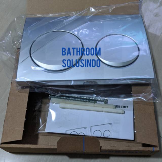 Tombol Flush Closet Duduk TOTO Tanam Tembok Geberit 115.040.46.1 Untuk CW824NPJ dan CW822NJ