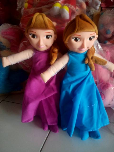 Boneka frozen