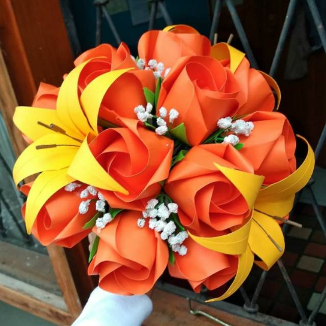 

Buket bunga origami untuk pernikahan