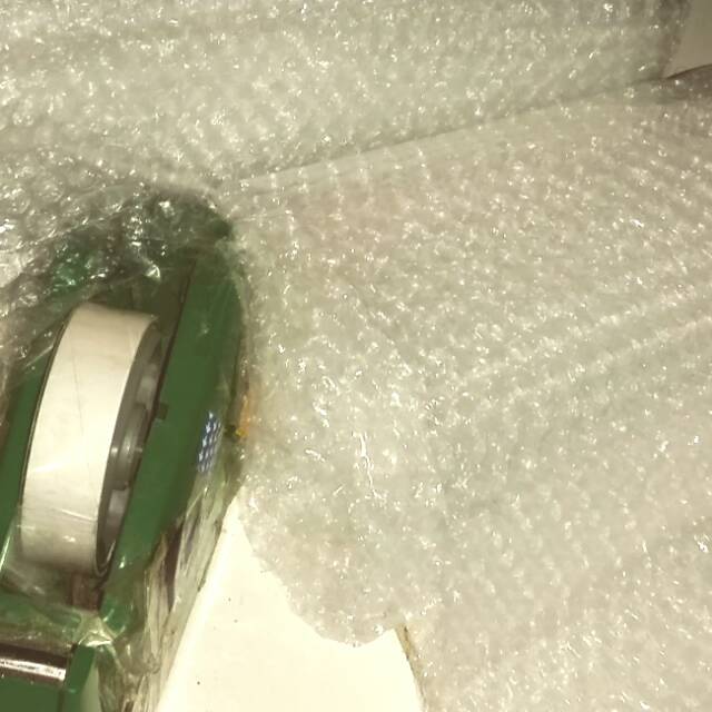 

BUBLE WRAP PACKING TAMBAHAN SUPER EXTRA AMAN