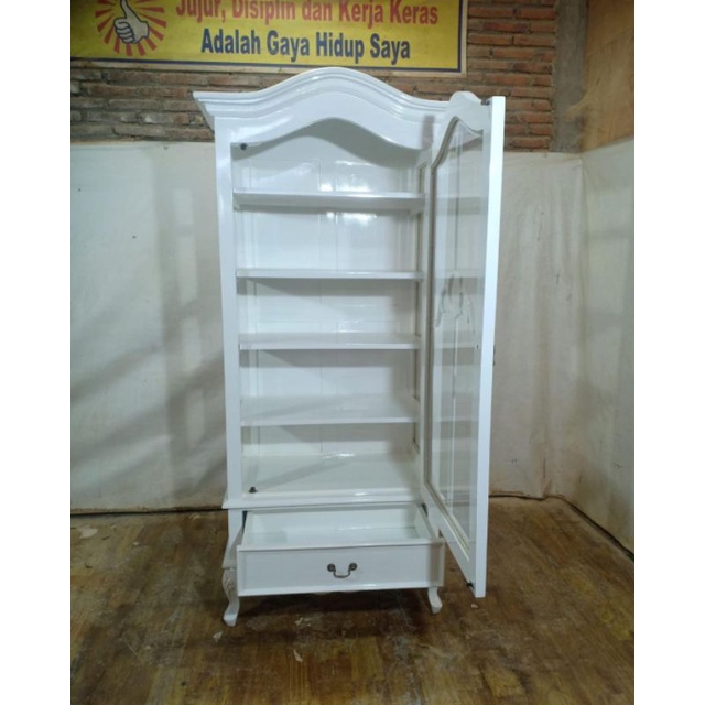 MODEL LEMARI HIAS MINIMALIS PUTIH