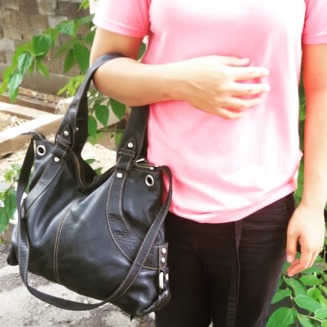 Jual tas fossil hitam second/ preloved