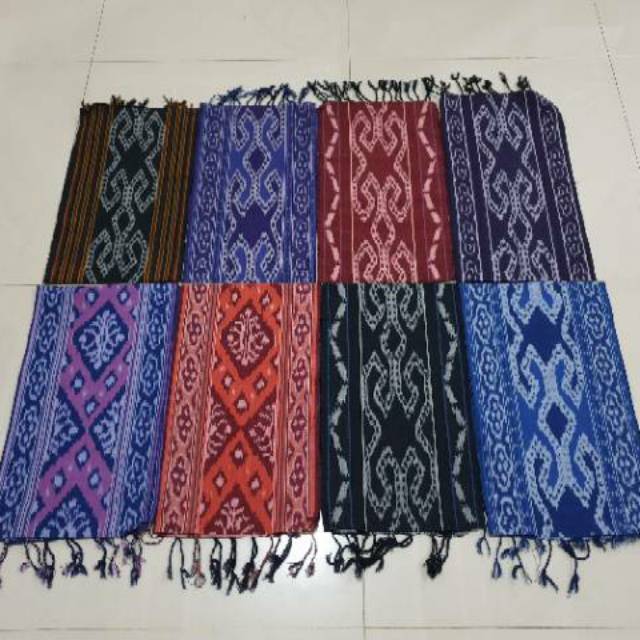 Syal Tenun Ikat Etnik Motif Toraja Sumba Kalimantan