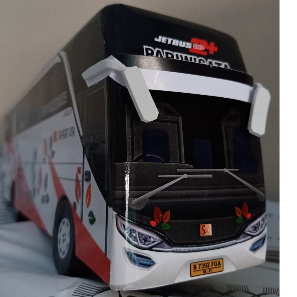 Miniatur Bus bis / mainan bus bis Sahabat kita