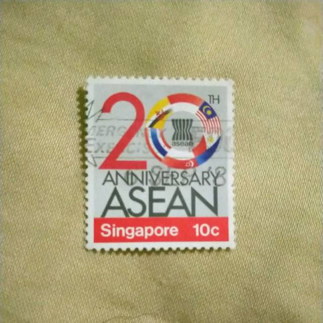 

PERANGKO KUNO SINGAPORE ANNIVERSARY ASEAN 20TH