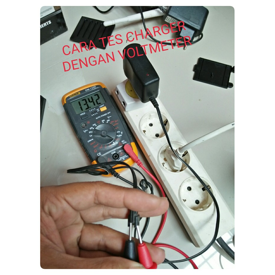 Baterai Batre RC Mobil Remot 4.8V 4,8V 2000mAh Socket Hitam + Charger