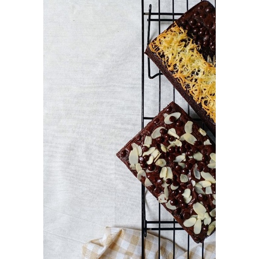 Fudgy Brownies Ukuran Small 15x10cm