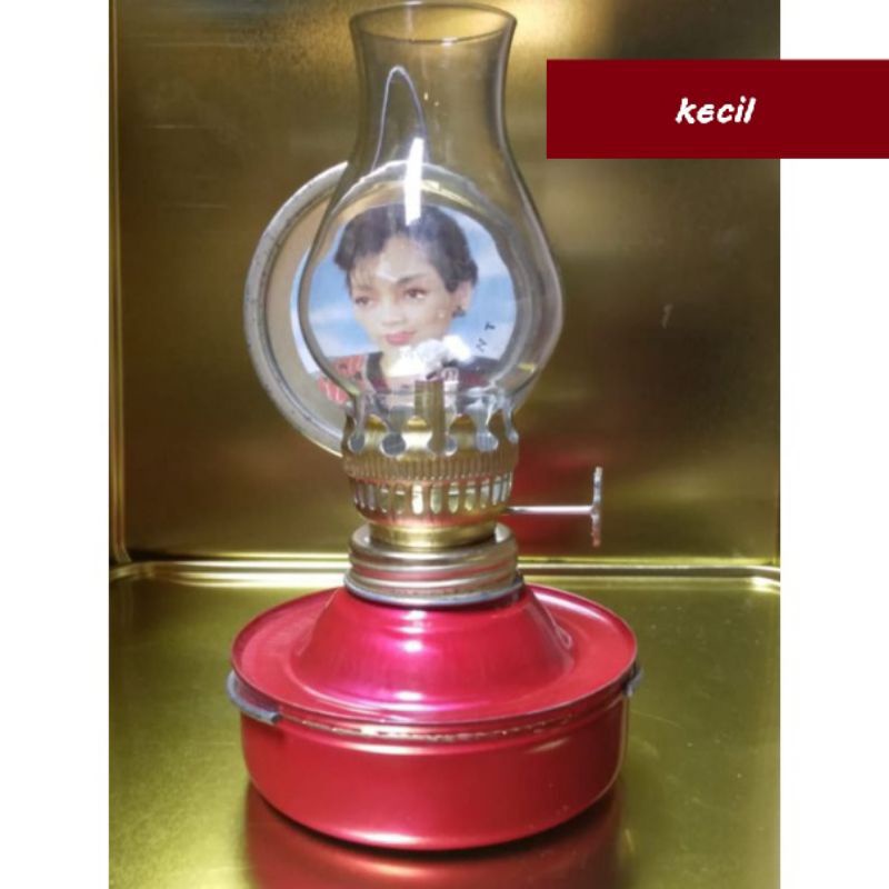 Lampu ublik templok minyak tanah / lampu templok jadul (hk kaleng)