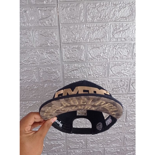 TOPI NBA SIXERS METAL