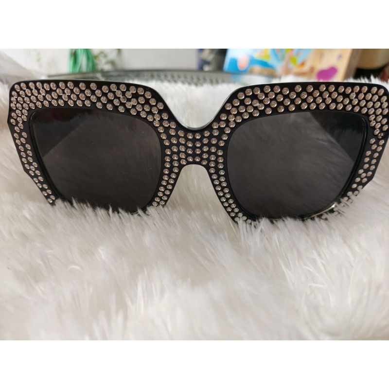 KACA MATA FASHION SYAHRINI PRELOVED KACA MATA FASHION BEKAS