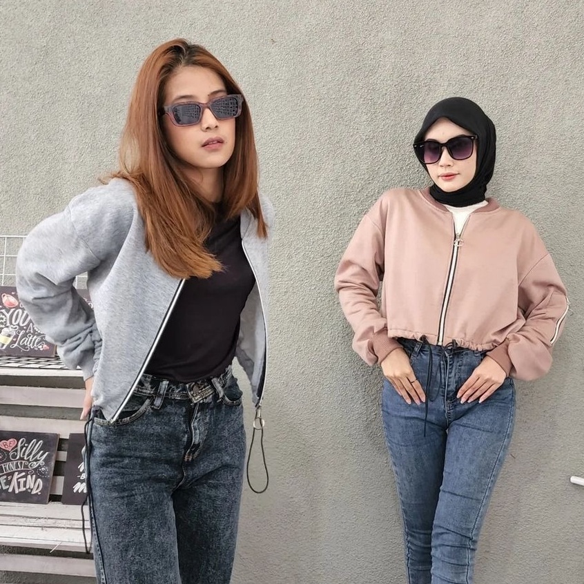 Milki Crop - Jaket Oversize Crop Wanita Kekinian