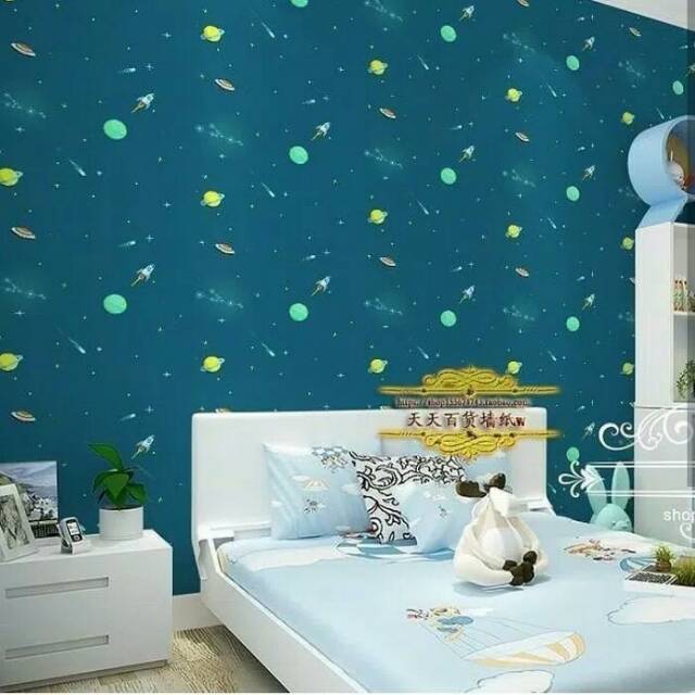 wallpaper dinding motif luar angkasa