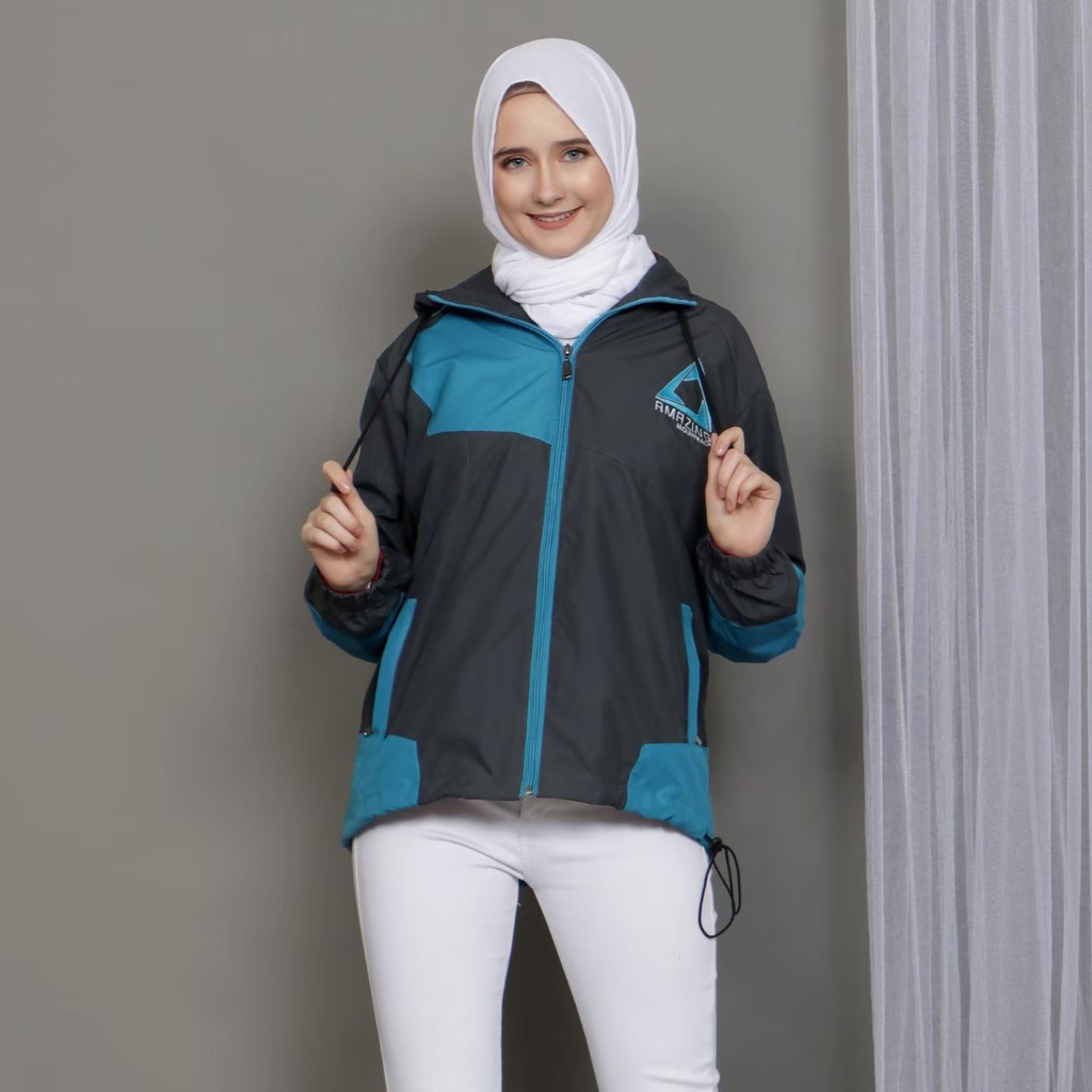 Jaket Parasut Hoodie Waterproof Wanita AMZ MOUNTLIGHT / Jaket Gunung Wanita