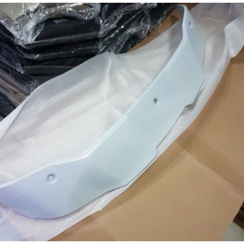 spoiler suzuki xl 7 plastik