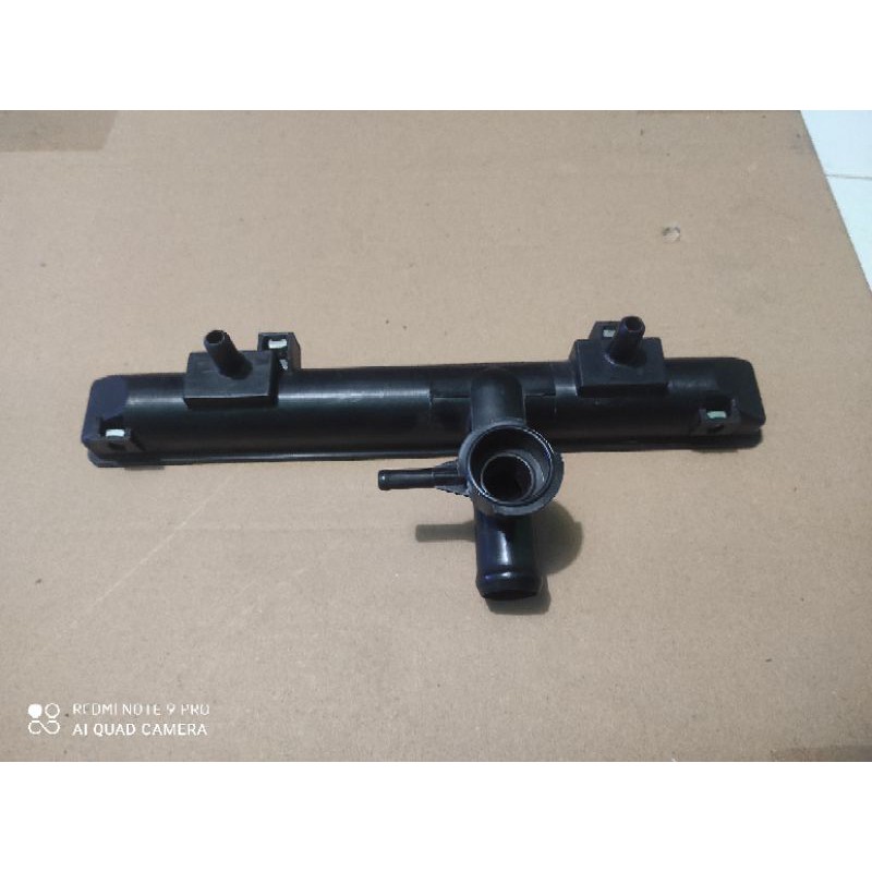 upper tank radiator sirion/cover radiator sirion