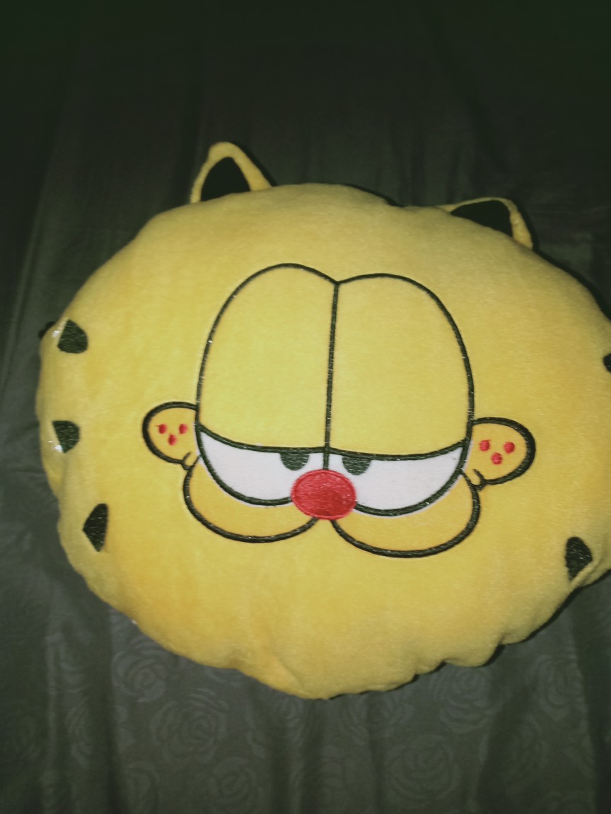 Bantal Kepala Kartun