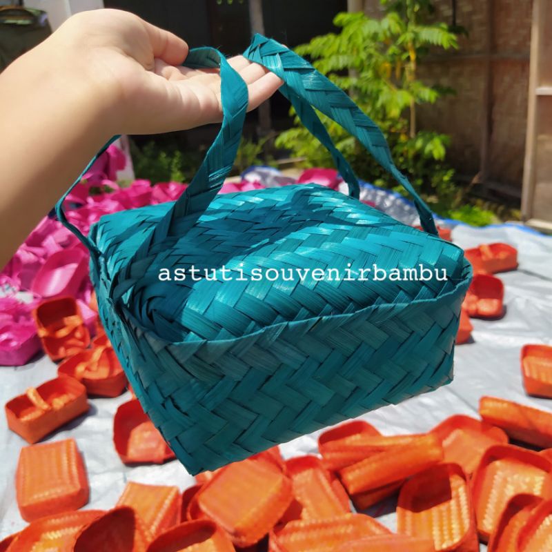 BESEK JINJING WARNA / besek cangking / besek murah / hampers besek / hantaran besek / souvenir besek