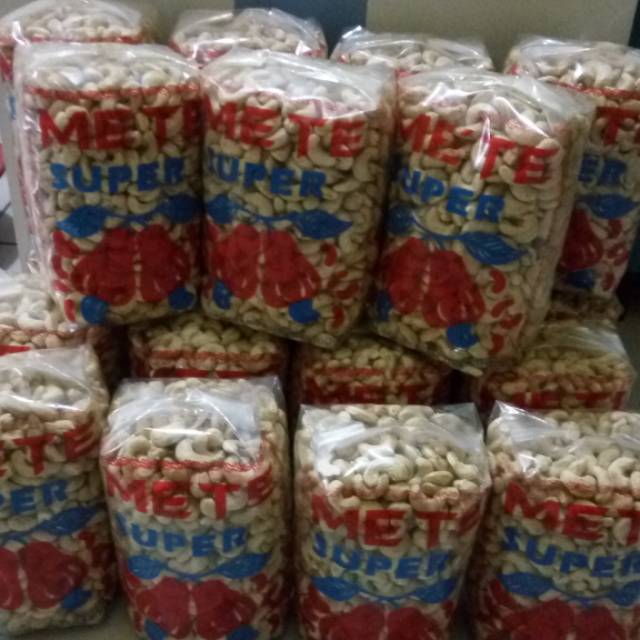 

Kacang Mete / kacang mede 1kg super asli Wonogiri