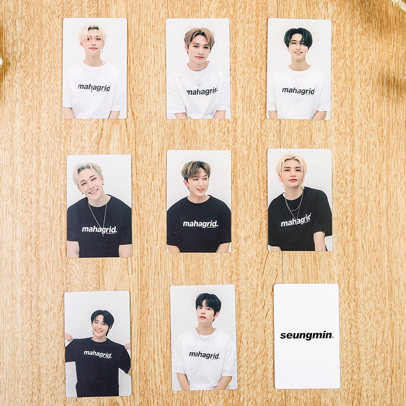 8pcs / Set Kartu Lomo BTS Stray Kids Ukuran Kecil