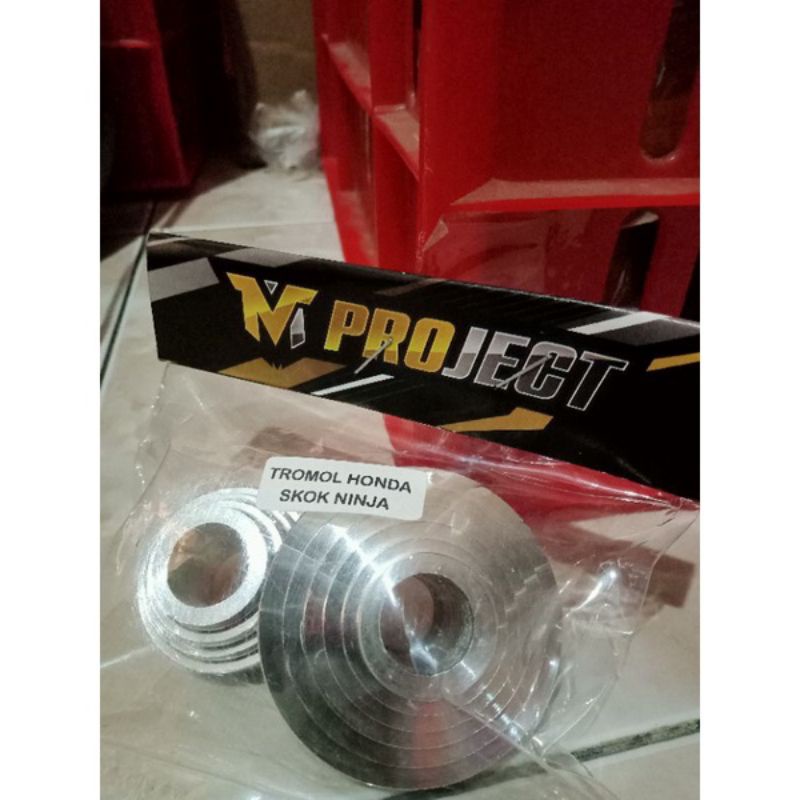 bosh tromol depan honda gl megapro tiger pnp shock ninja
