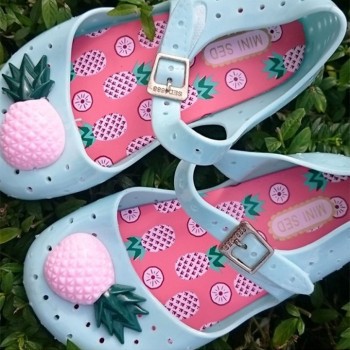 Pineaple Rubber Shoes