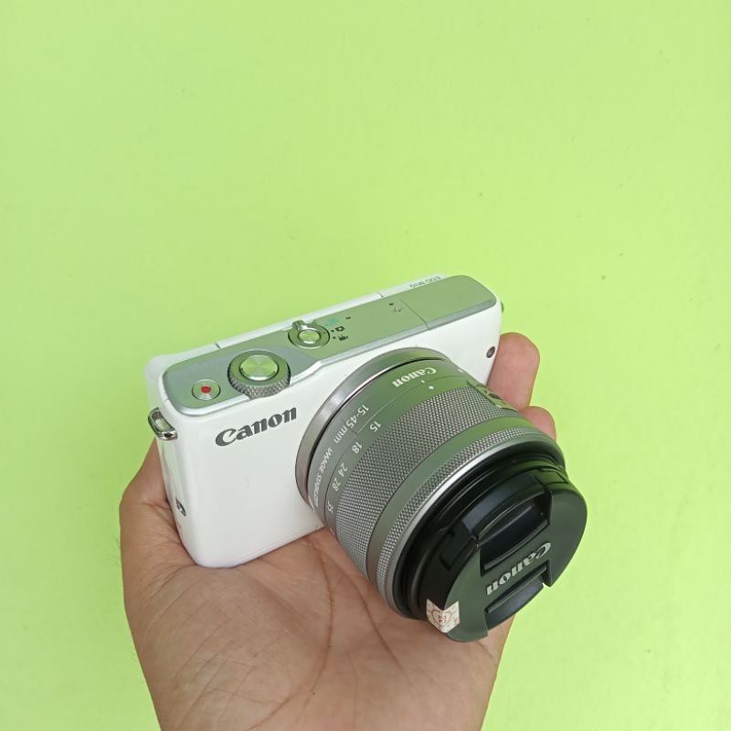 kamera mirrorles canon m10 lensa kit