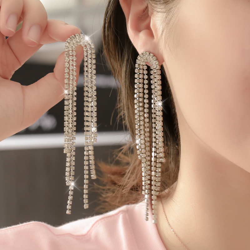1 Pasang Anting Rumbai Panjang Full Berlian Untuk Wanita