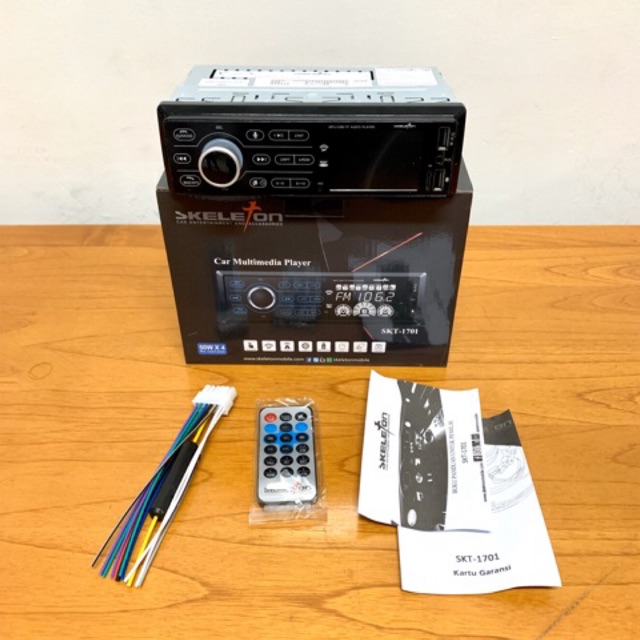 Single Din Mp3 Bluetooth Tape Mobil SKT - 1701