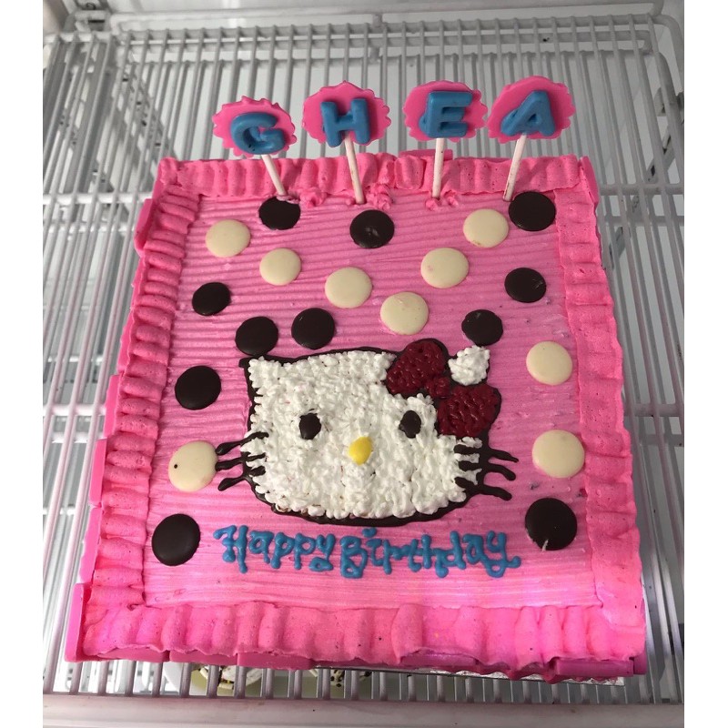 

Hello Kitty Cake