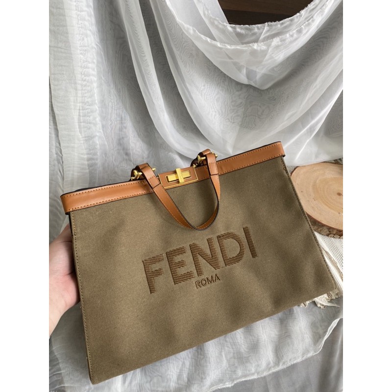 Tas fendi peekaboo x-tote
