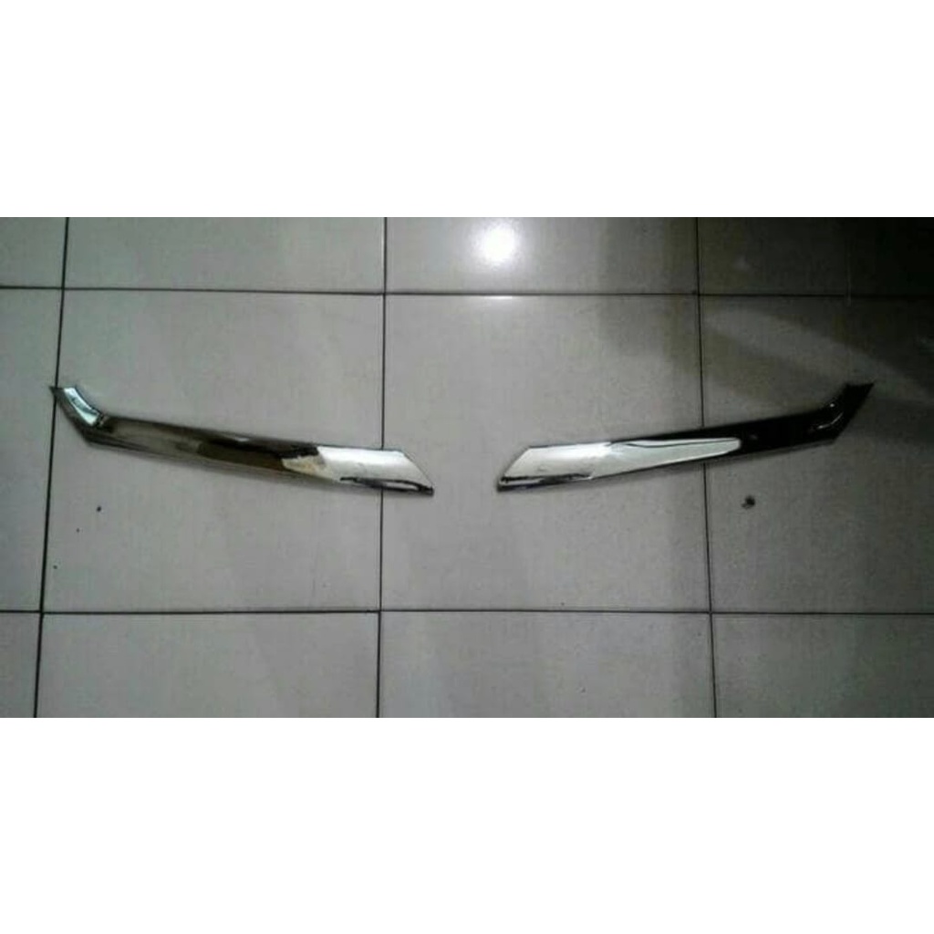 Lis Grill Tengah All New Avanza Xenia JSL 2 pcs