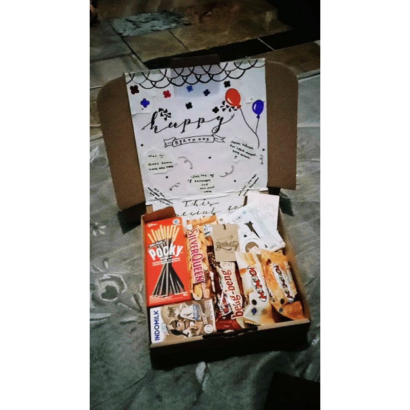

kado wisuda/gift box/souvenir