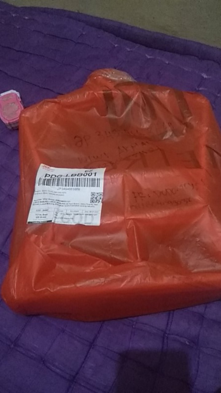 Hanger Badan Atau Gantungan Baju