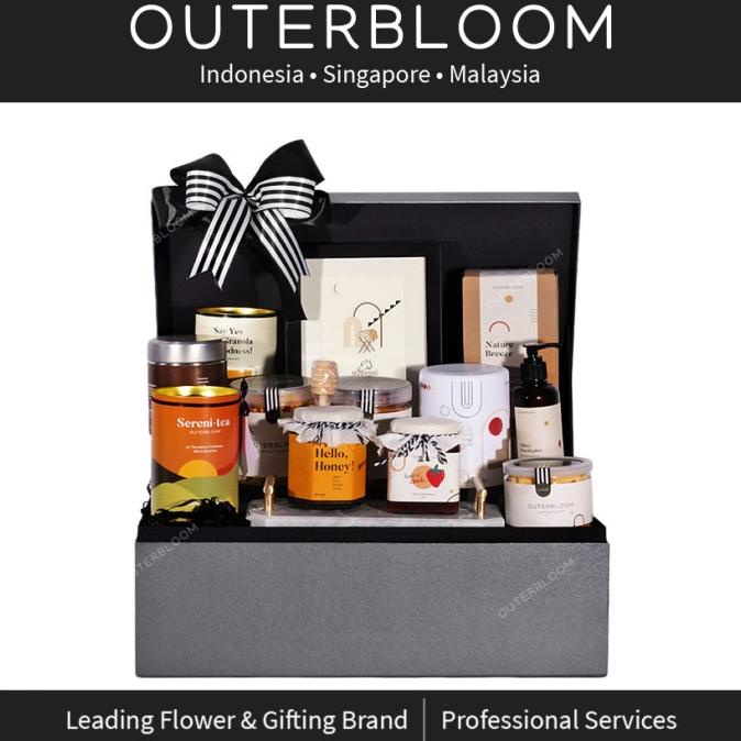 

Parcel Lebaran - Outerbloom Signature Ramadan Luxury Hampers