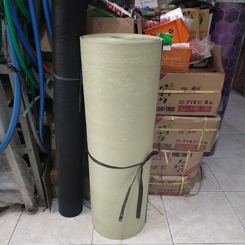 Talang karet alumplas tebal warna hijau muda. talang karpet tebal