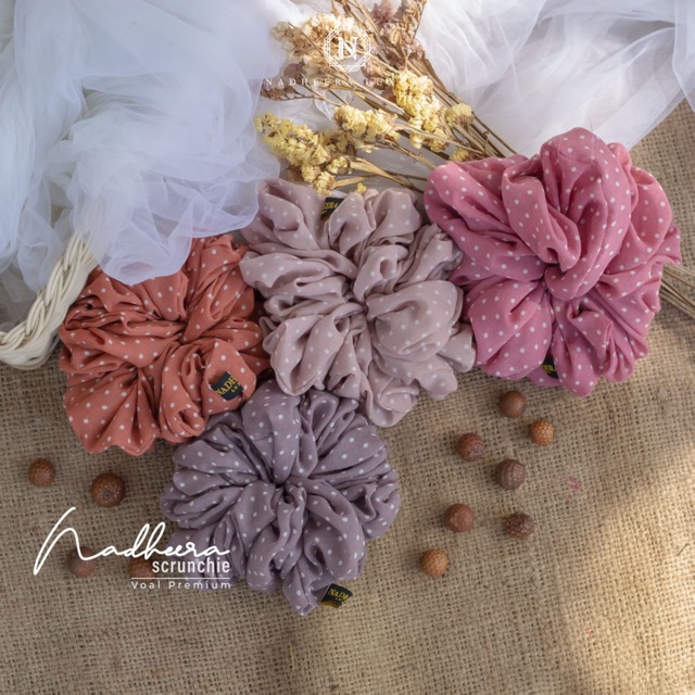 Nadheera Luxury scrunchie // anti pusing konde hijab