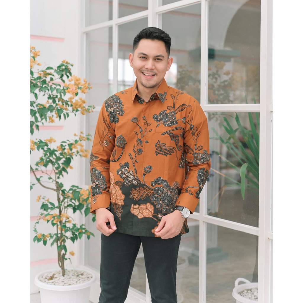 KEMEJA BATIK PRIA PANJANG ADHINATHA KATUN FURING ADEM BAGUS ORI PRABUSENO HEM ATASAN TRADISIONAL SER